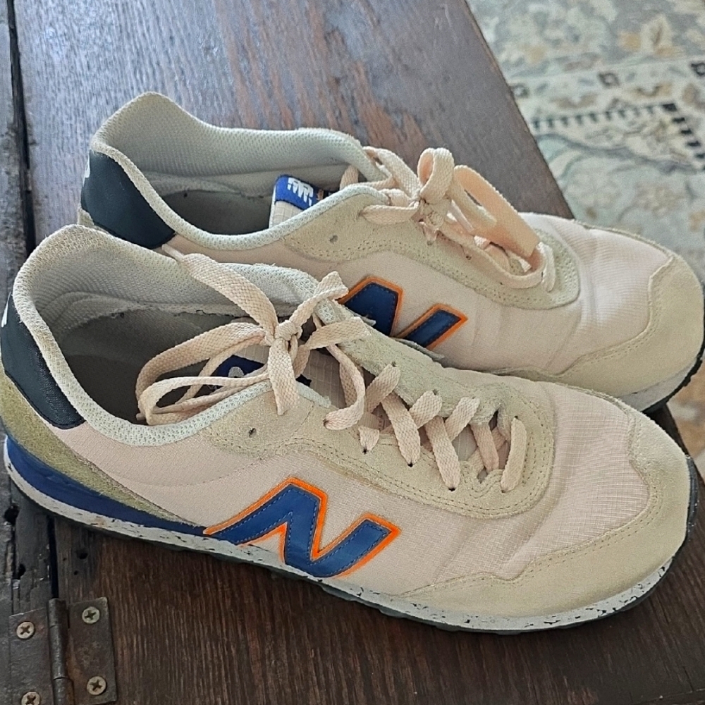 New Balance 12 Men's Beige and Blue Sneakers